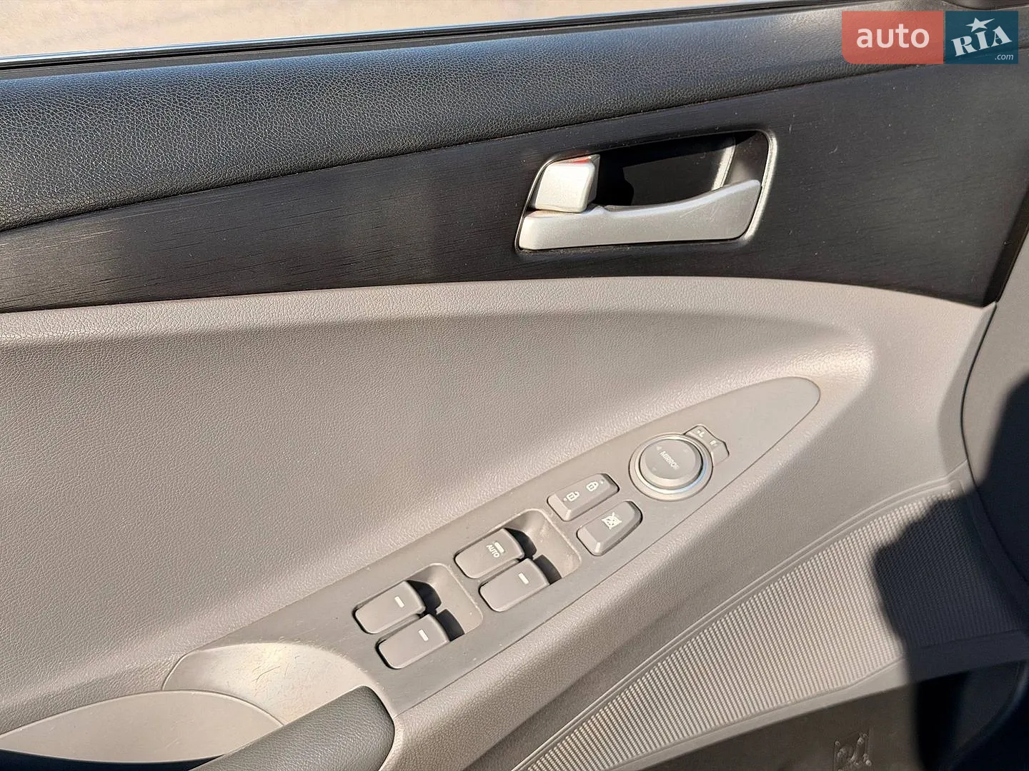 2013 Hyundai Sonata - мініатюра 38