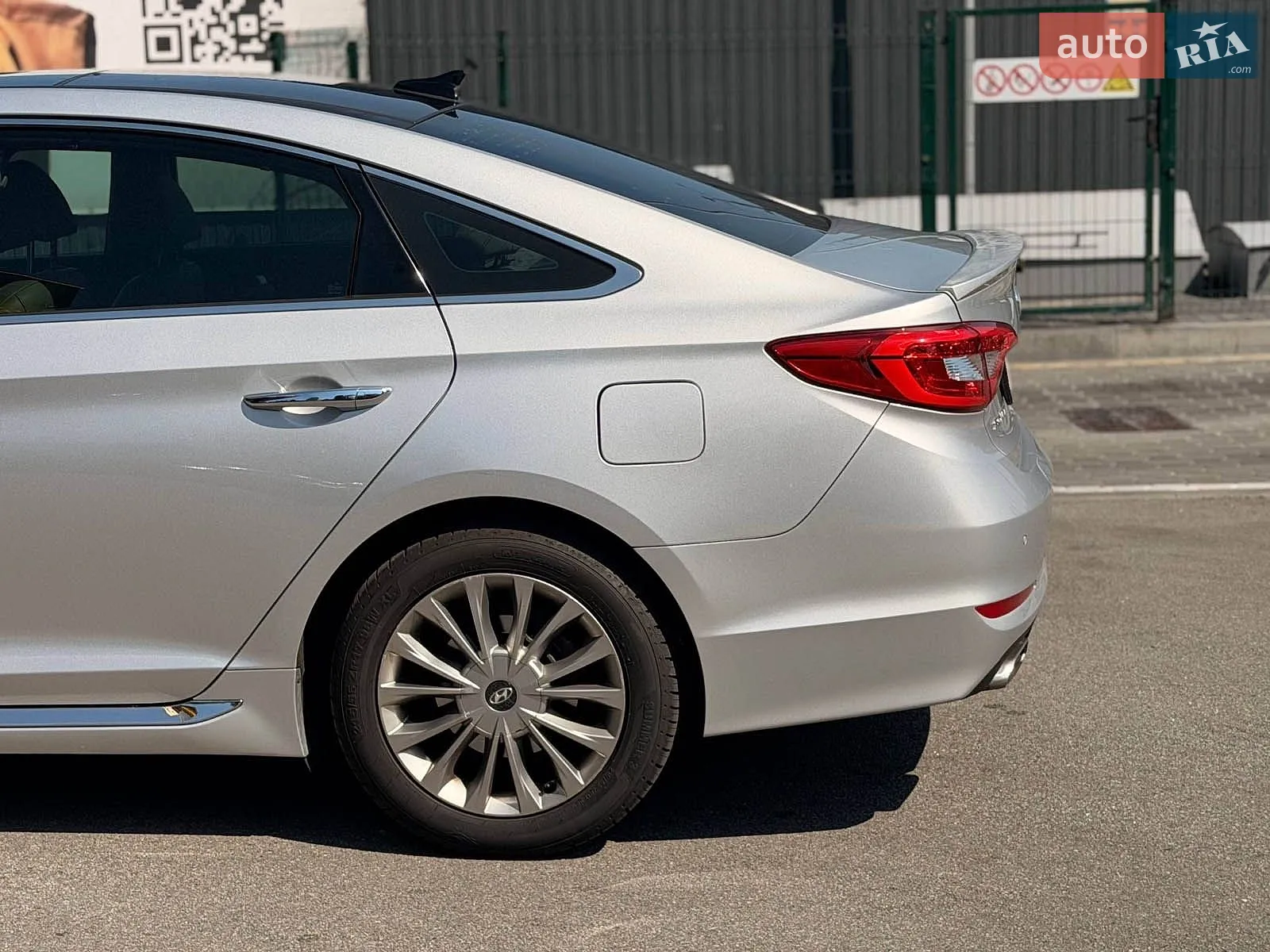 2015 Hyundai Sonata - мініатюра 9