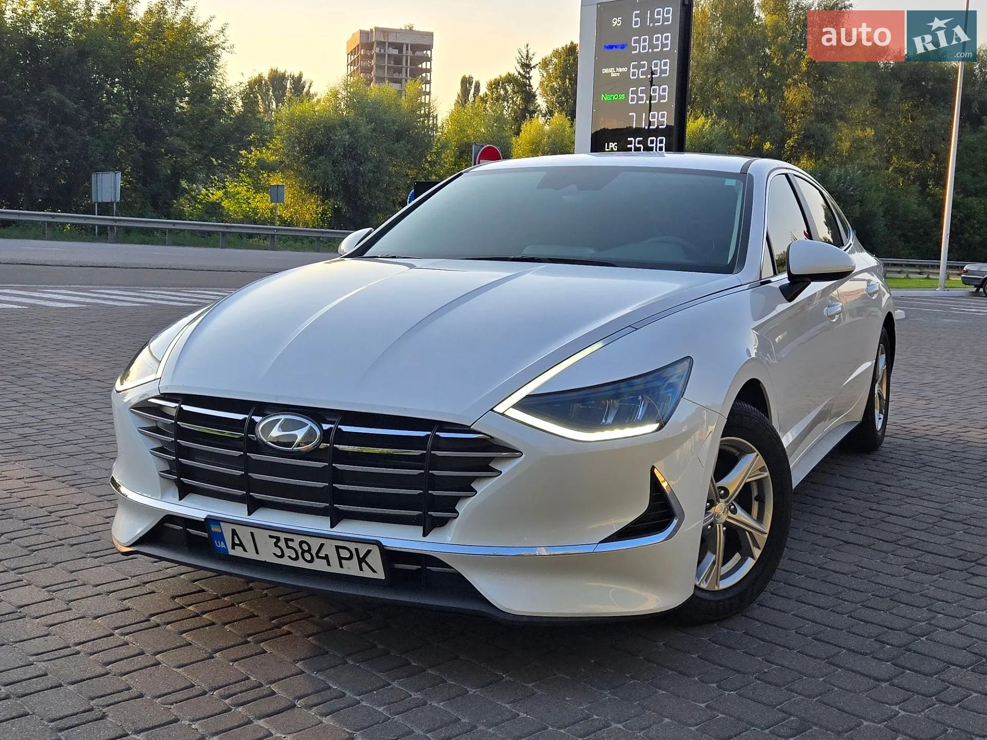 2019 Hyundai Sonata - мініатюра 13