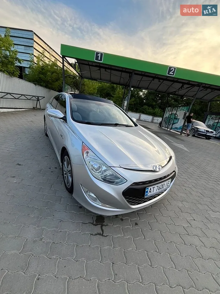 2010 Hyundai Sonata - мініатюра 18