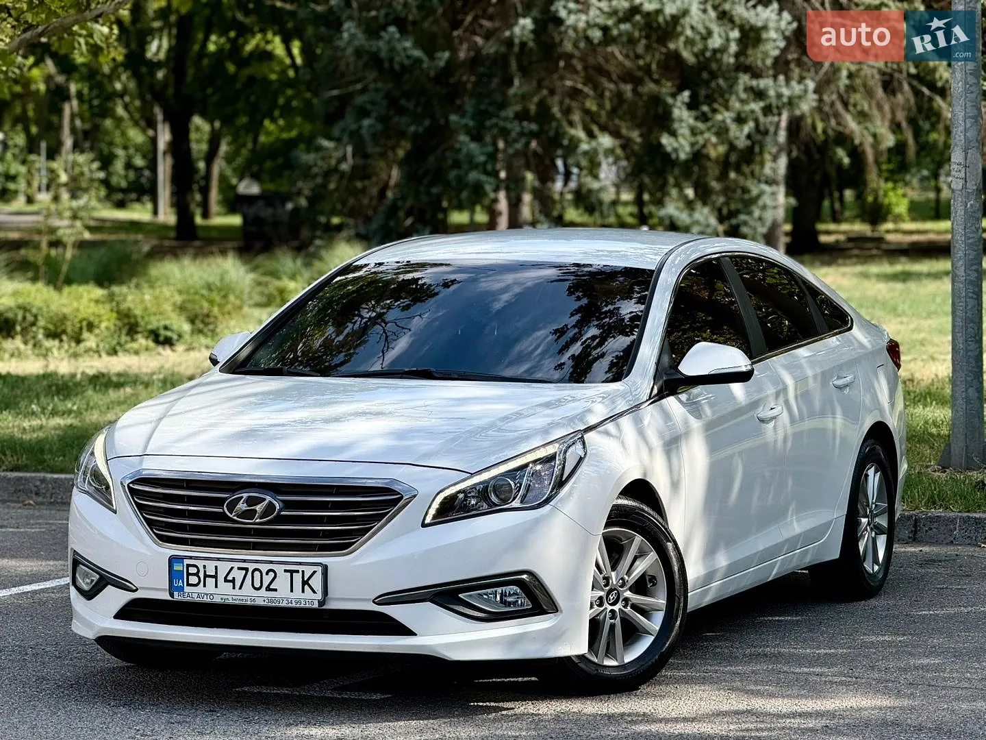 2016 Hyundai Sonata - мініатюра 8