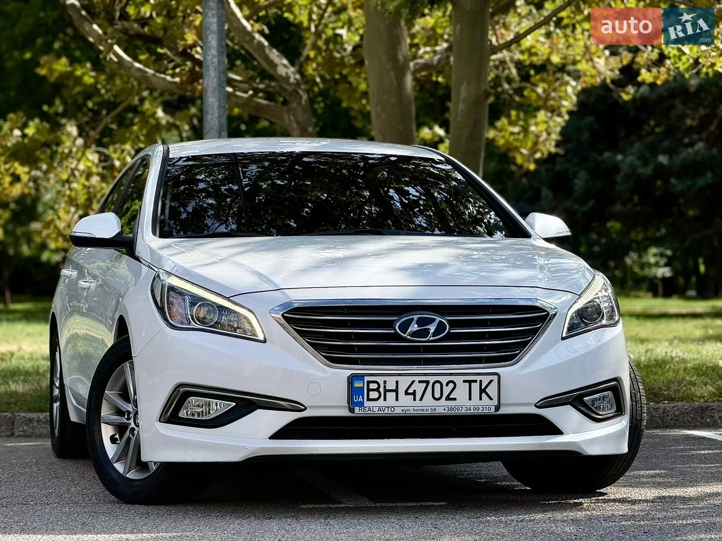 2016 Hyundai Sonata - мініатюра 17