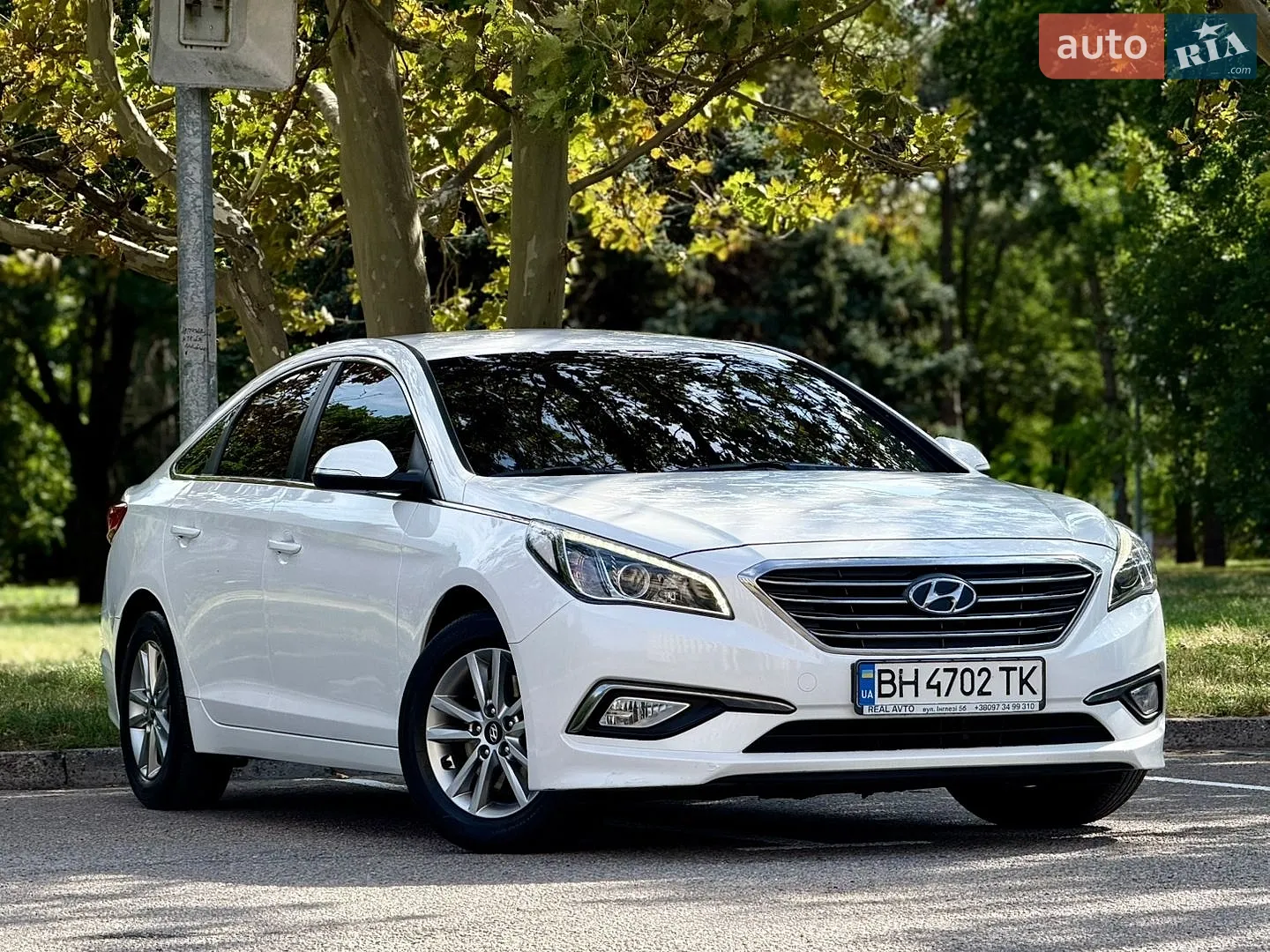 2016 Hyundai Sonata - мініатюра 22