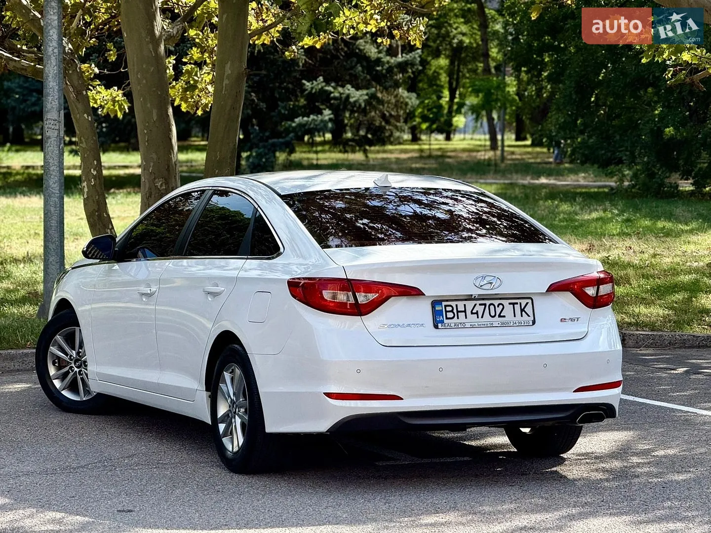 2016 Hyundai Sonata - мініатюра 30