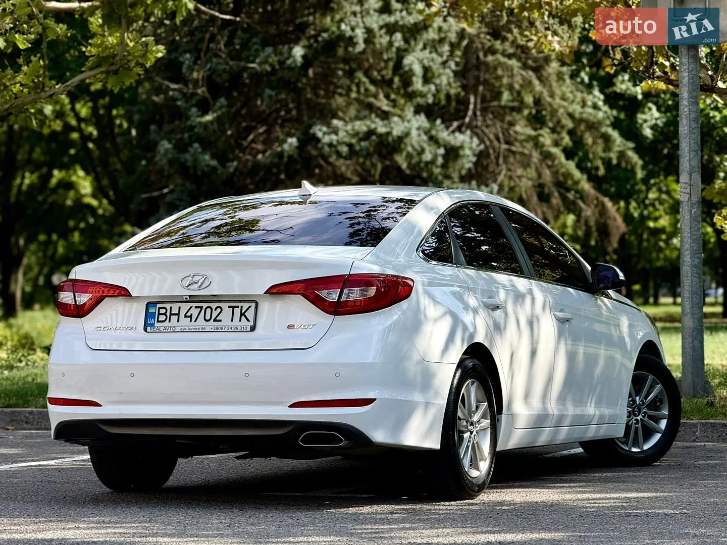 2016 Hyundai Sonata - мініатюра 40