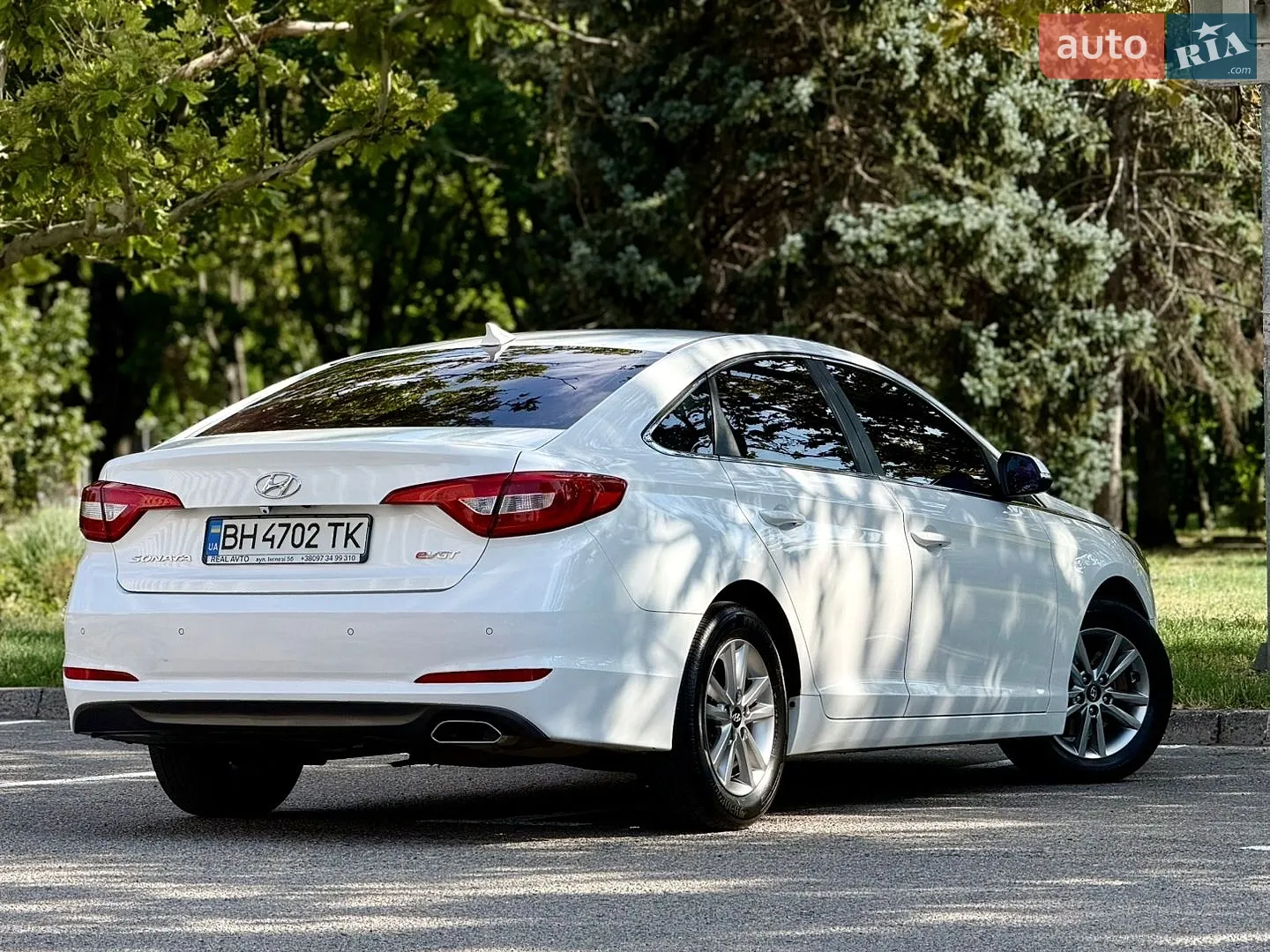 2016 Hyundai Sonata - мініатюра 41