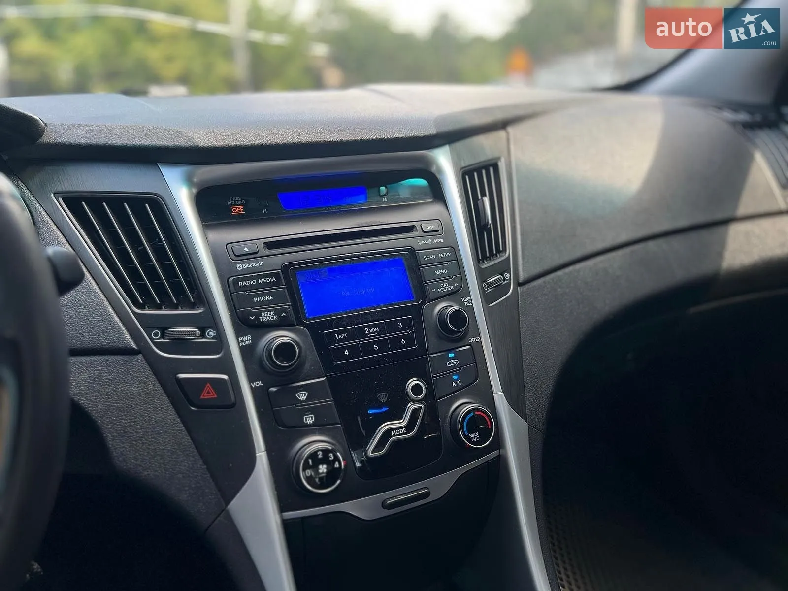 2012 Hyundai Sonata - мініатюра 17