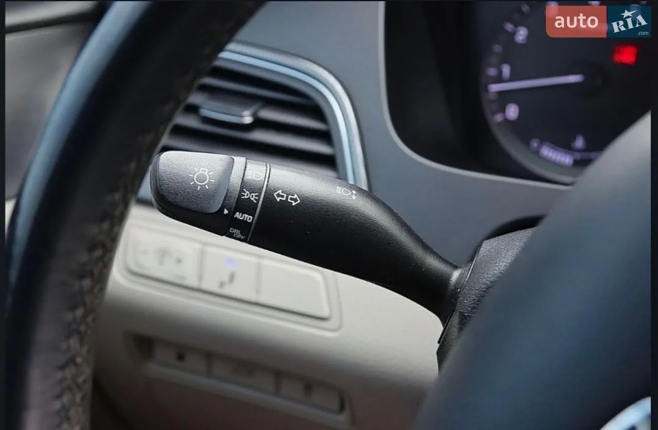 2015 Hyundai Sonata - мініатюра 15