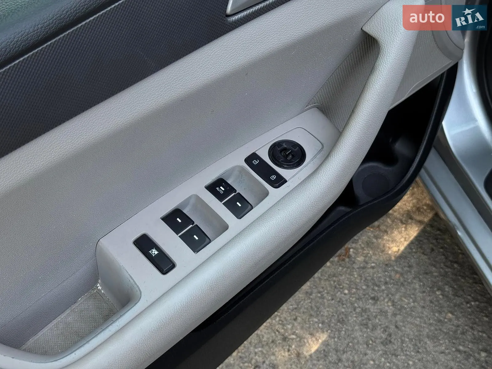 2015 Hyundai Sonata - мініатюра 13