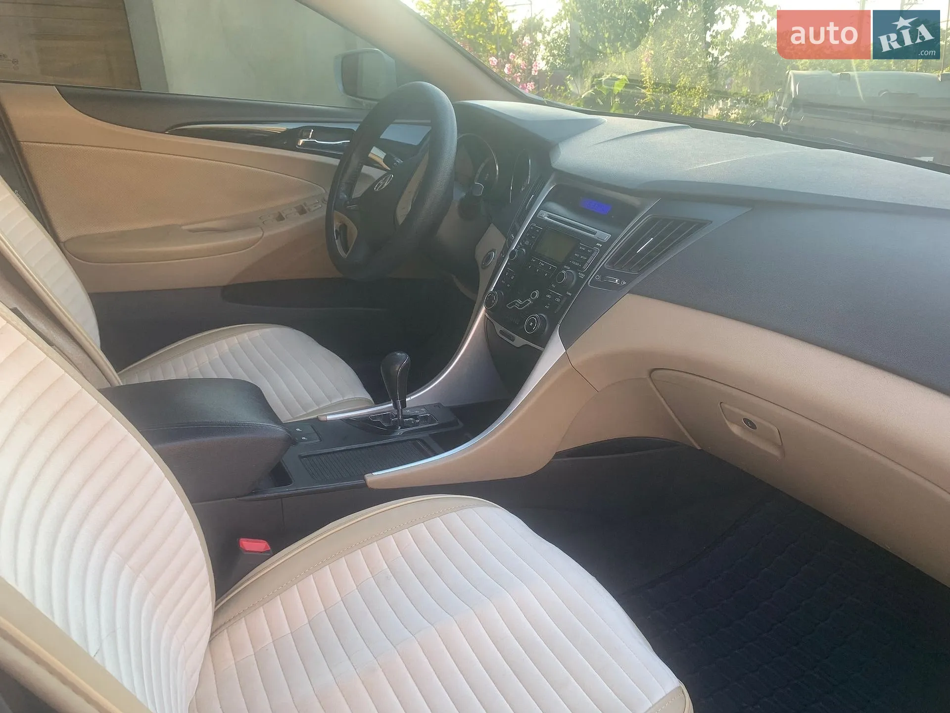 2011 Hyundai Sonata - мініатюра 15