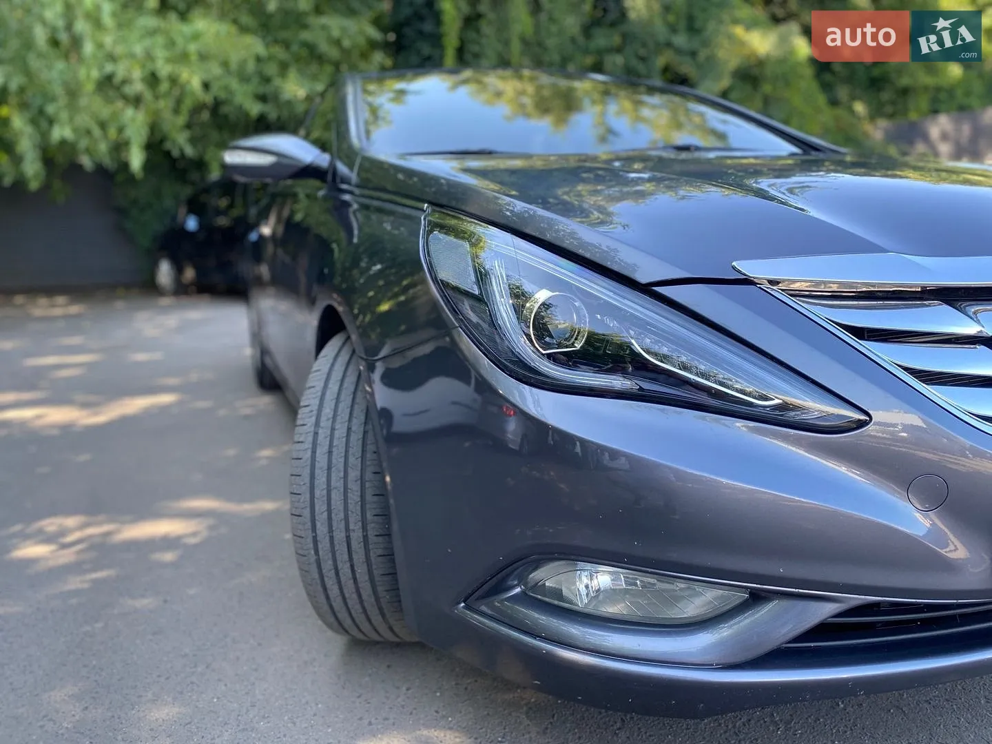 2010 Hyundai Sonata - мініатюра 11