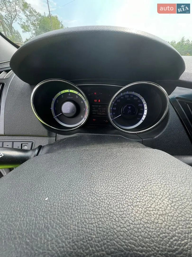 2011 Hyundai Sonata - мініатюра 6