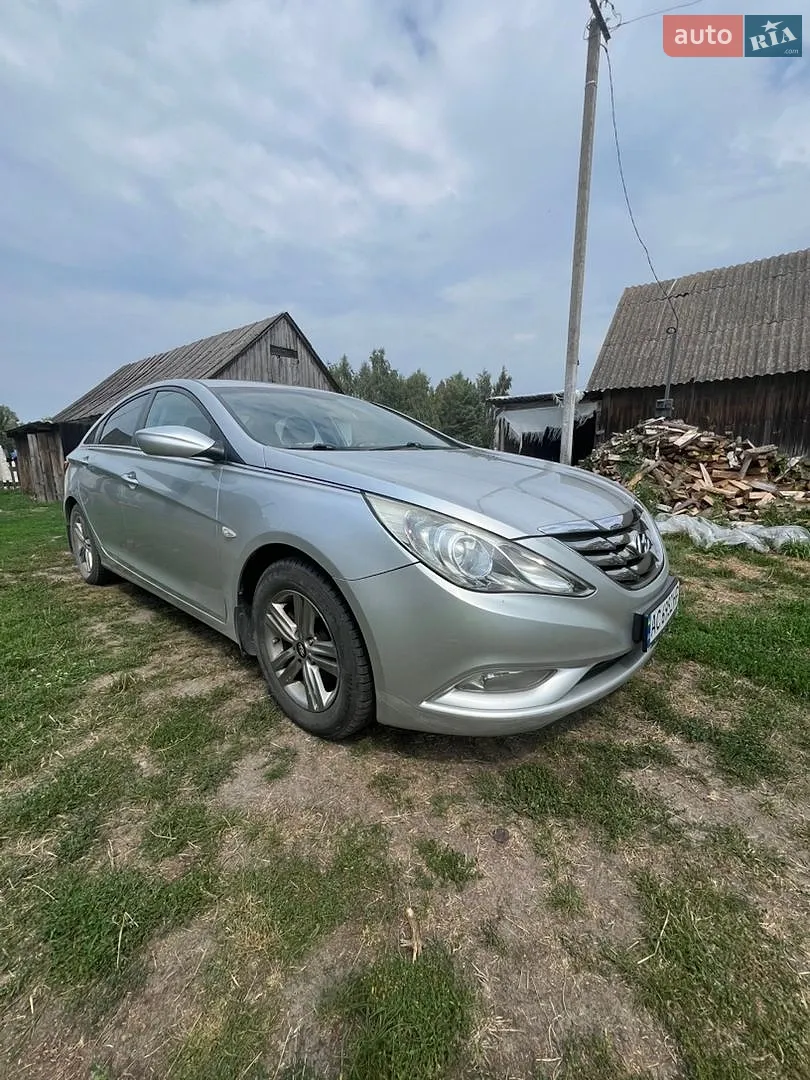 2011 Hyundai Sonata - мініатюра 5