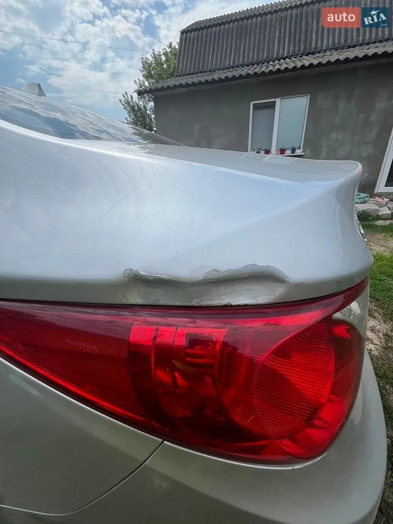 2011 Hyundai Sonata - мініатюра 12