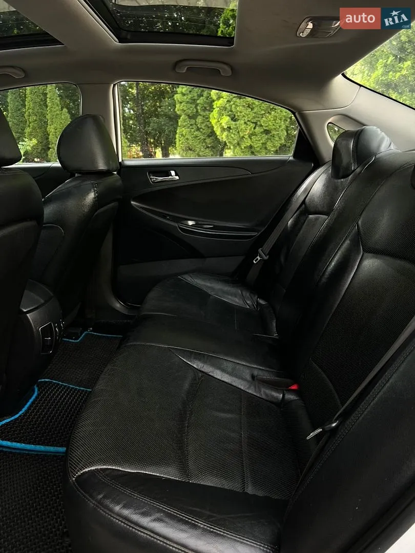 2010 Hyundai Sonata - мініатюра 19