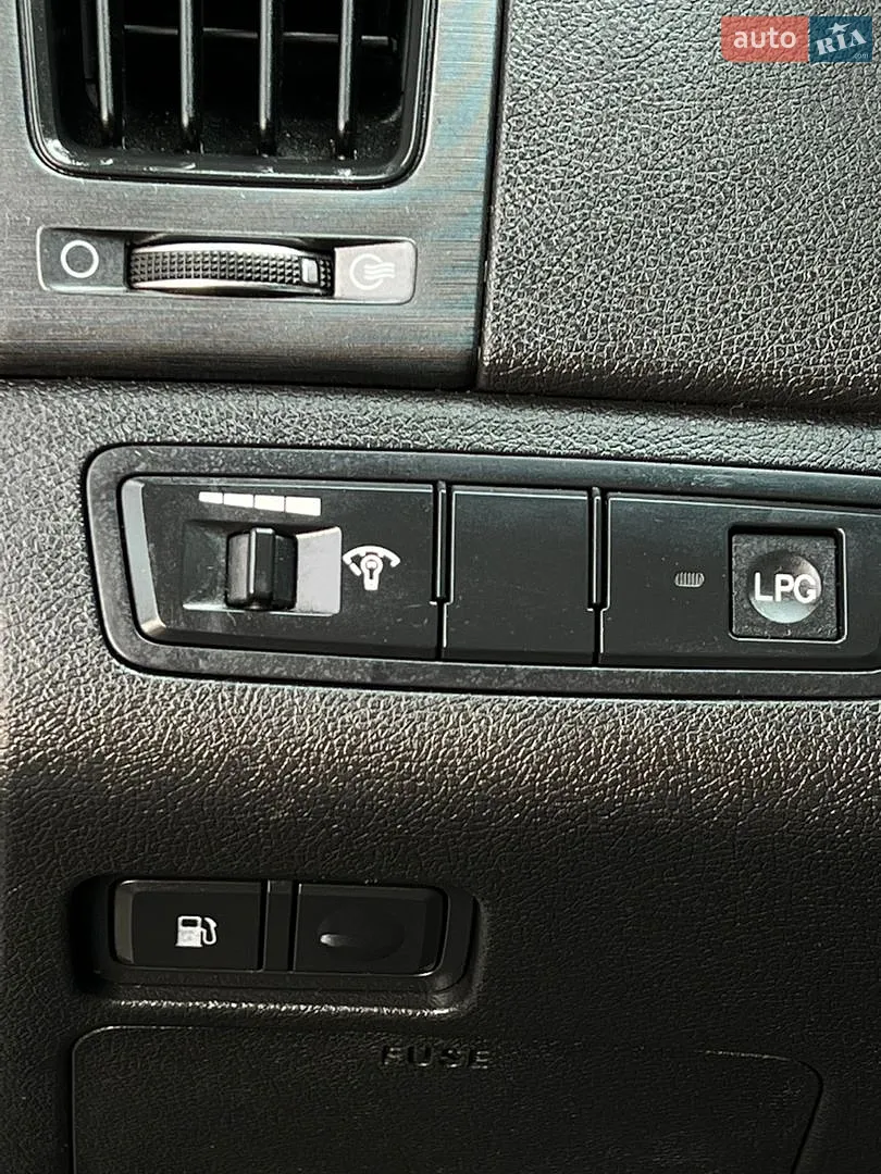 2010 Hyundai Sonata - мініатюра 21