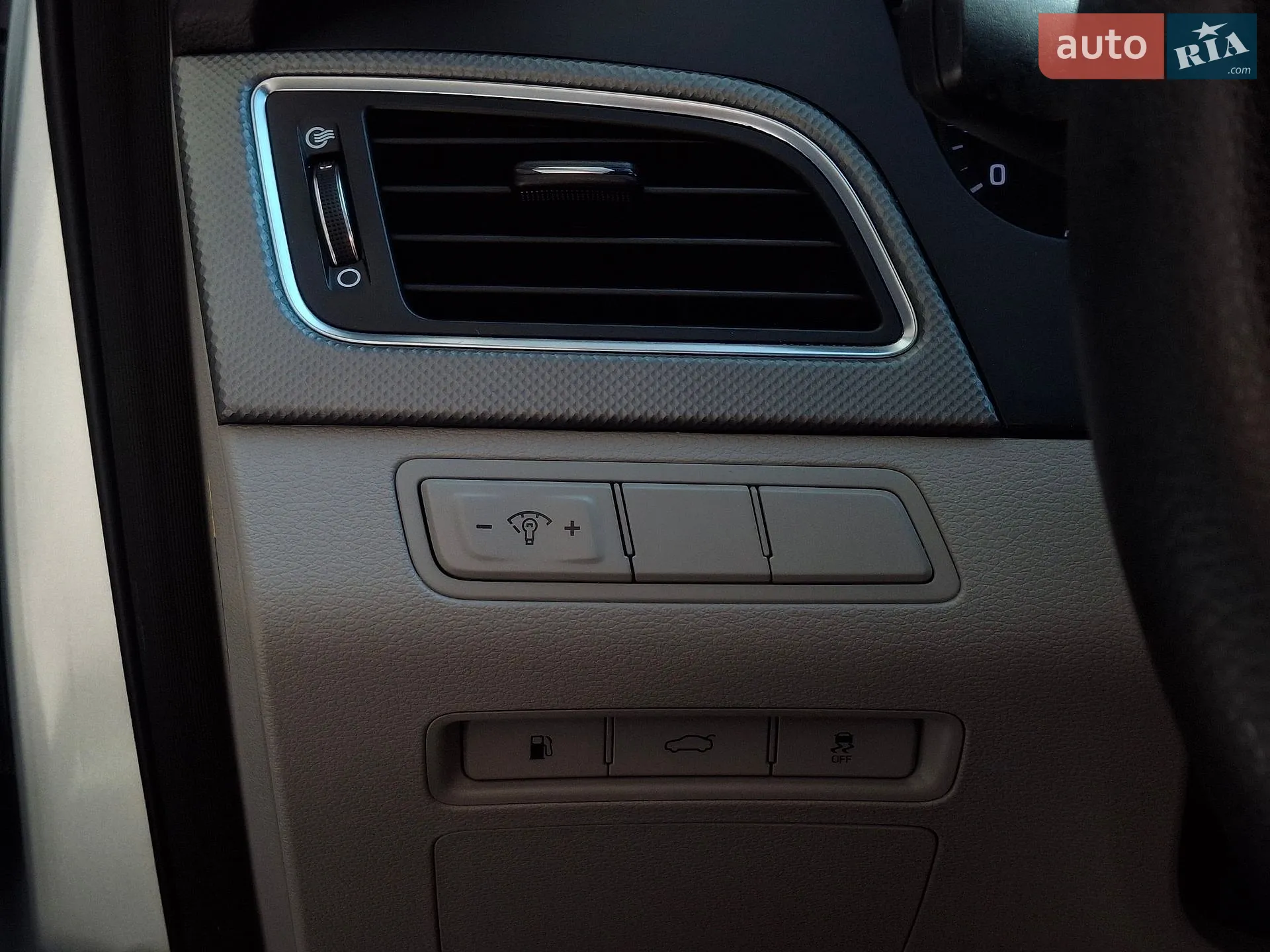 2014 Hyundai Sonata - мініатюра 12