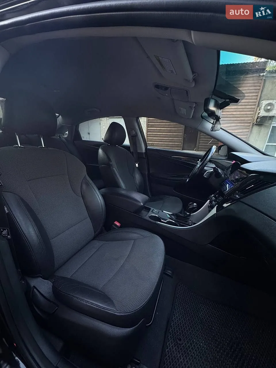 2014 Hyundai Sonata - мініатюра 17