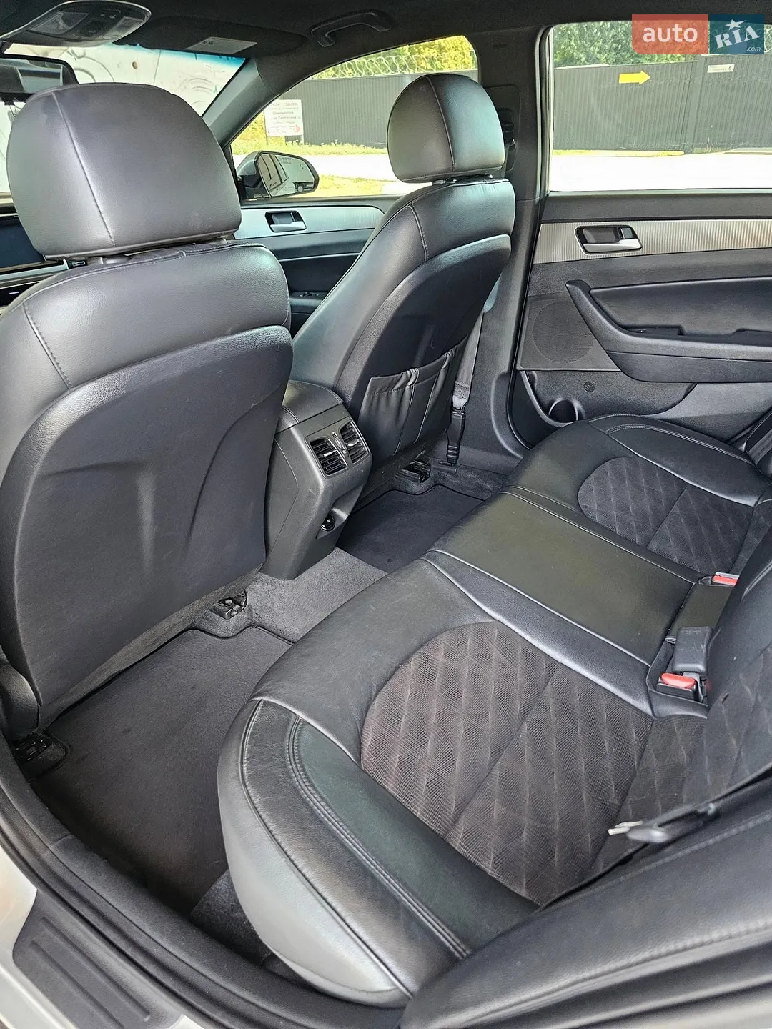2018 Hyundai Sonata - мініатюра 17