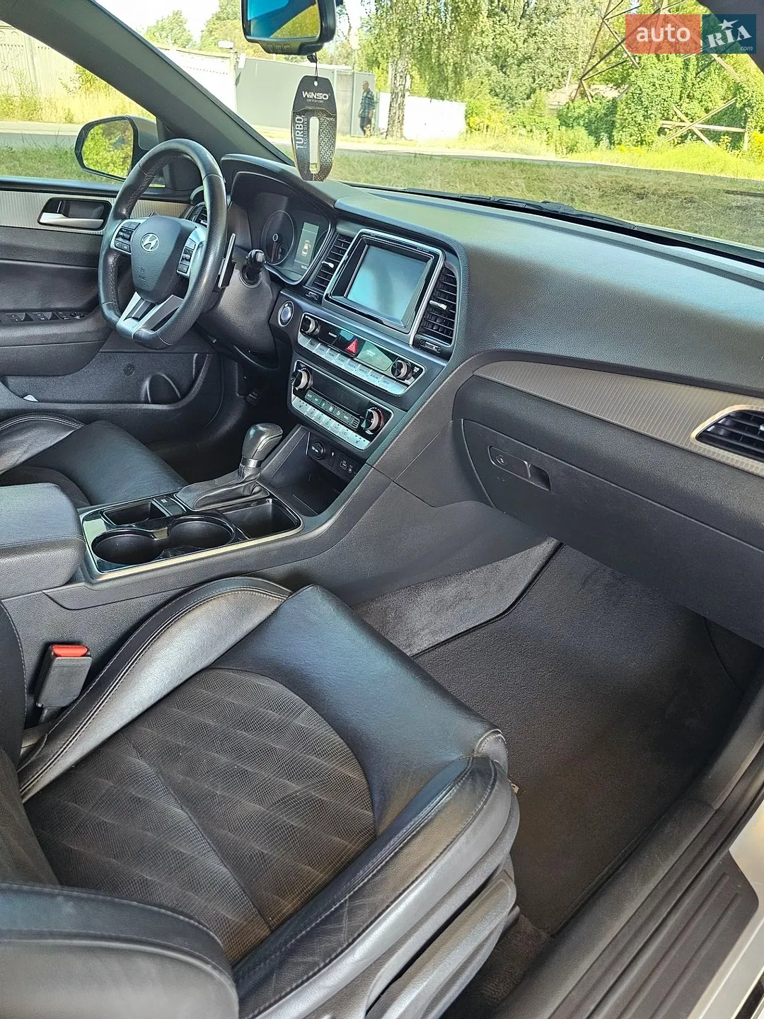 2018 Hyundai Sonata - мініатюра 23