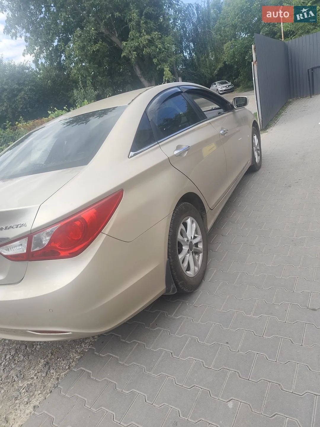 2010 Hyundai Sonata - мініатюра 7