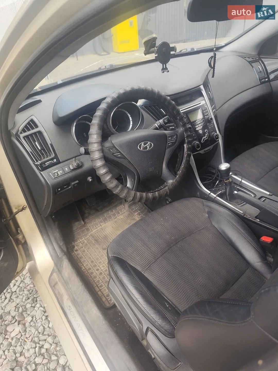2010 Hyundai Sonata - мініатюра 11