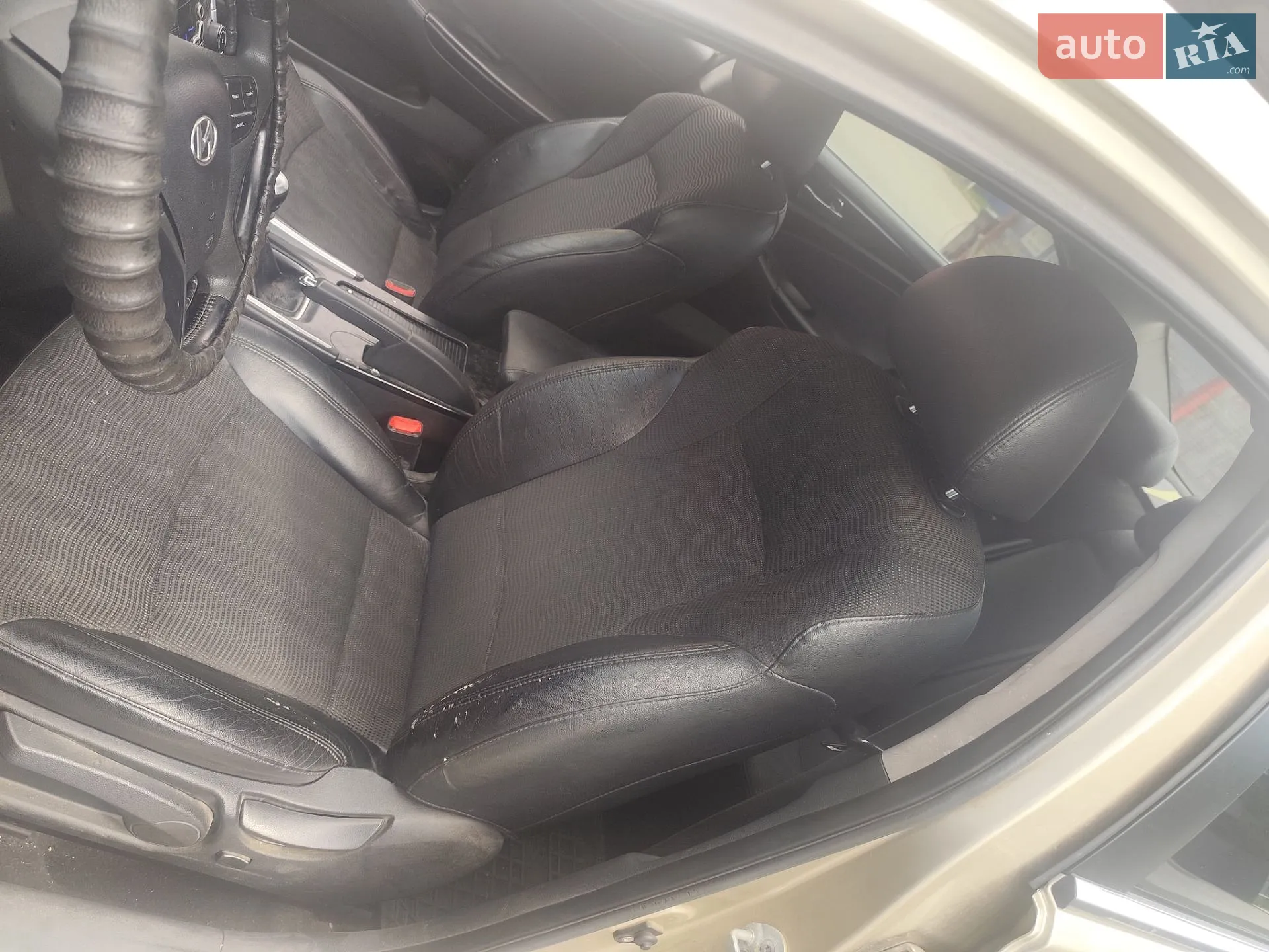 2010 Hyundai Sonata - мініатюра 14