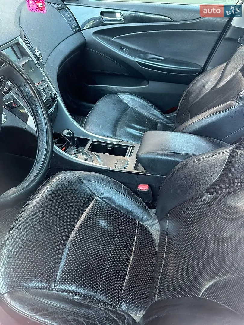 2010 Hyundai Sonata - мініатюра 7