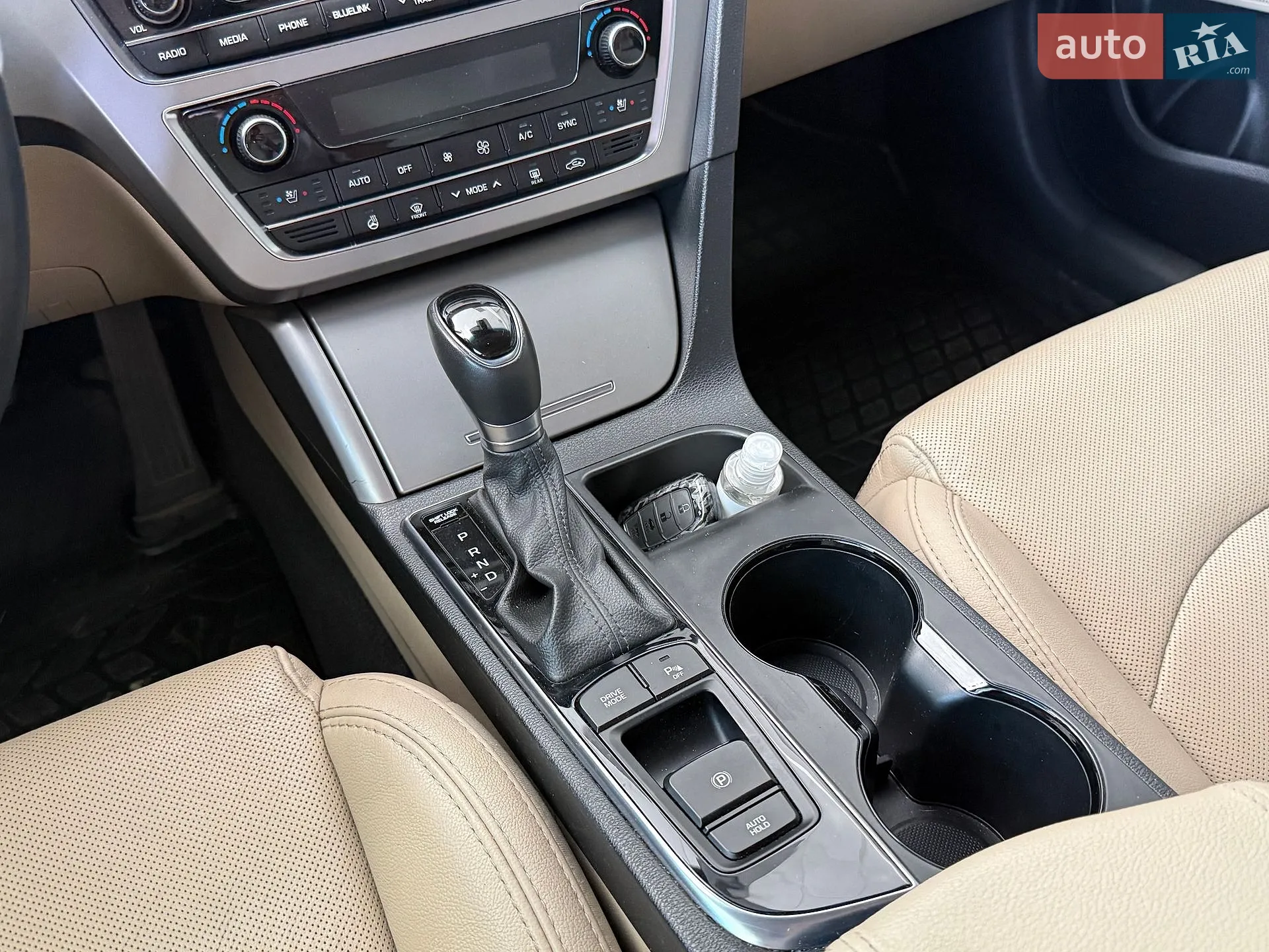 2016 Hyundai Sonata - мініатюра 19