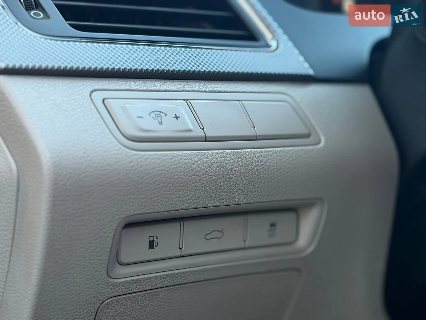 2015 Hyundai Sonata - мініатюра 14