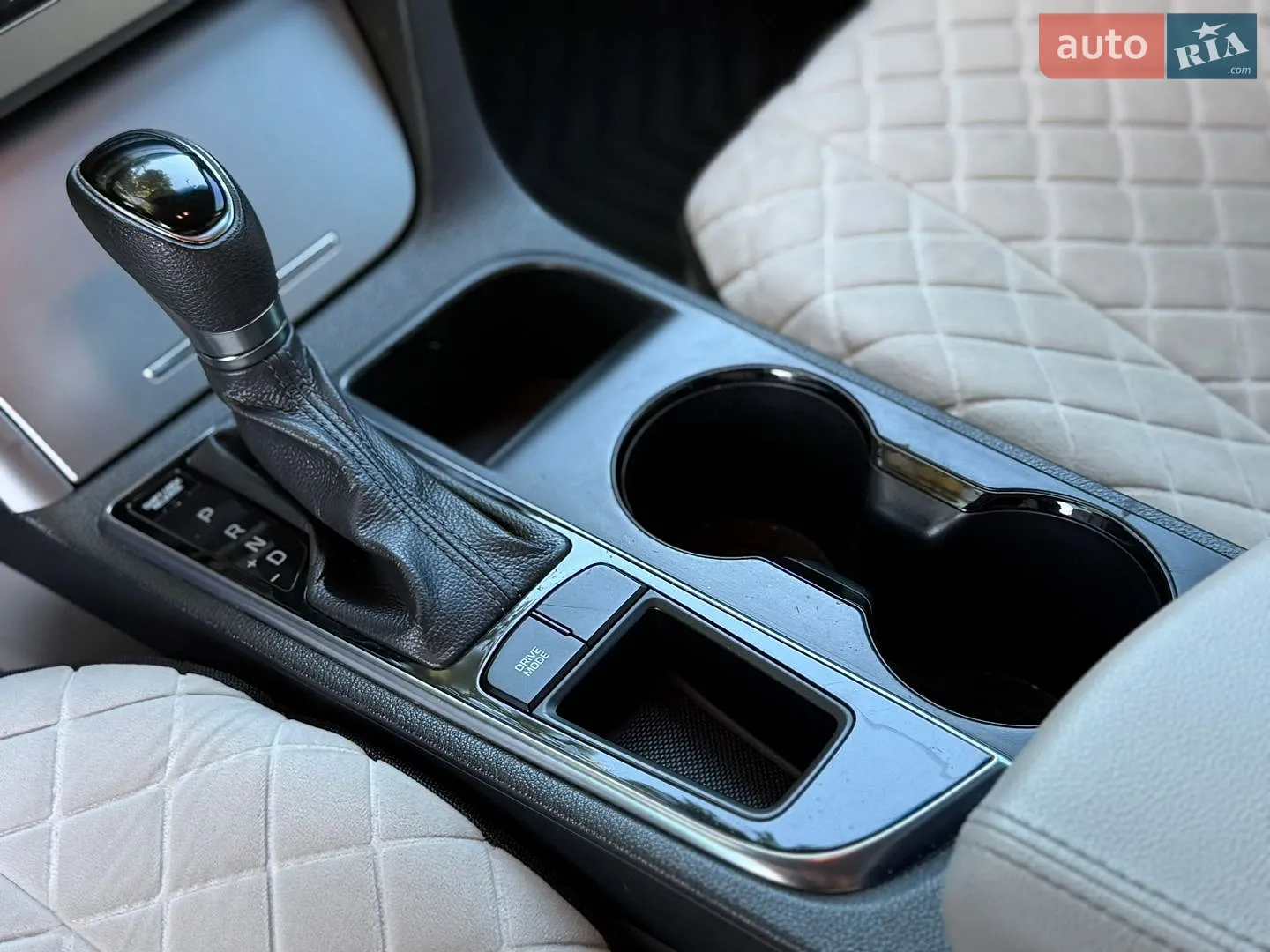 2015 Hyundai Sonata - мініатюра 15