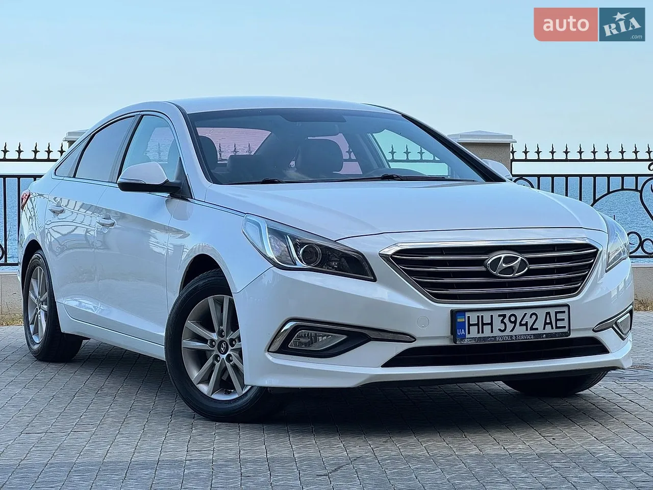 2017 Hyundai Sonata - мініатюра 31