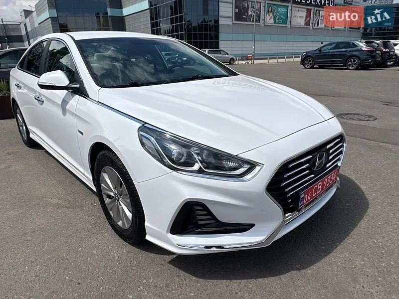 Hyundai Sonata