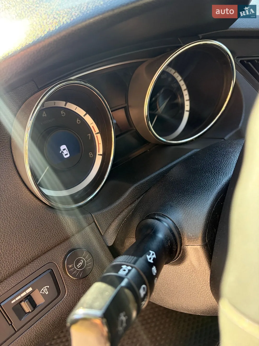 2010 Hyundai Sonata - мініатюра 21