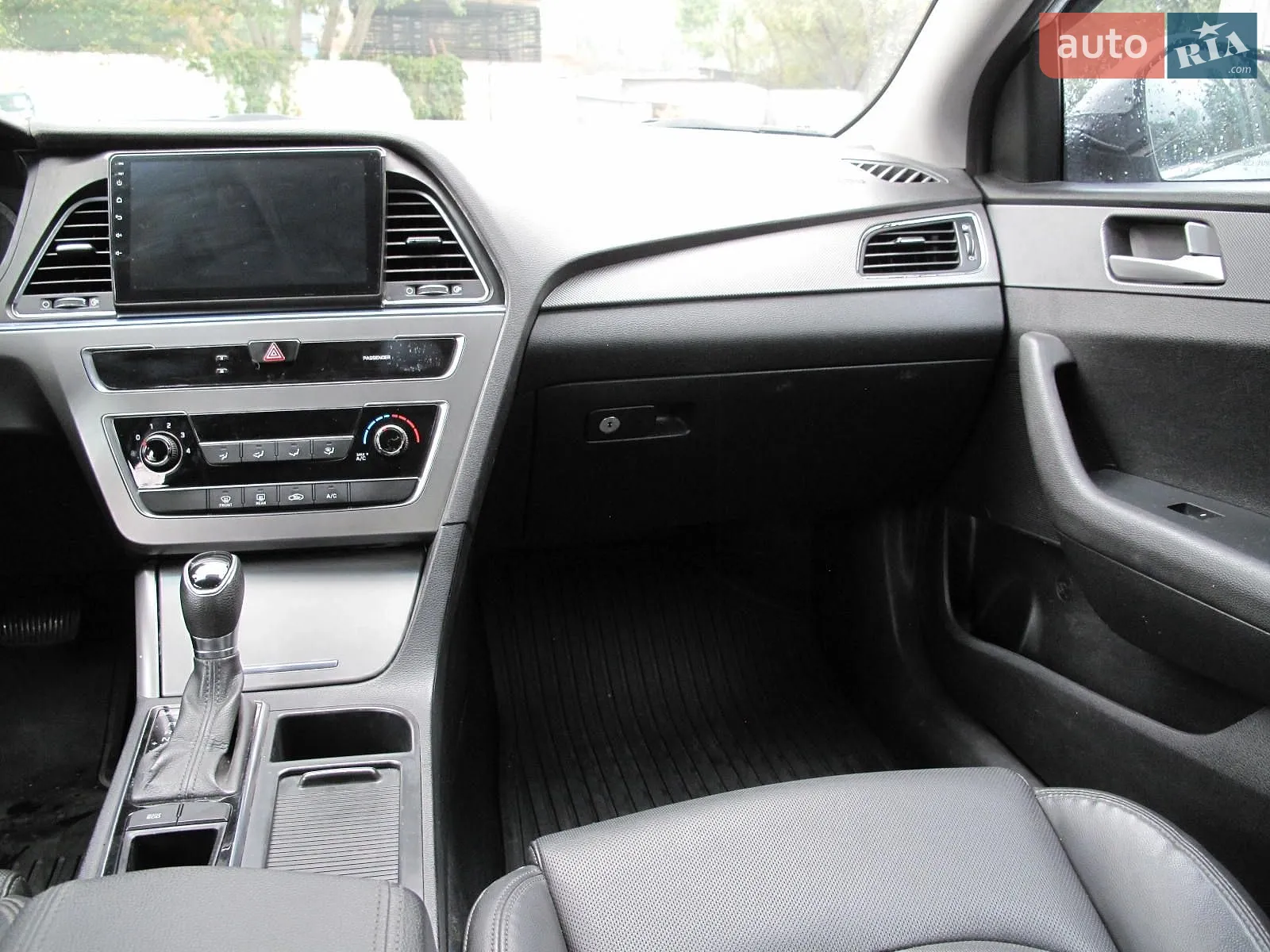 2018 Hyundai Sonata - мініатюра 31