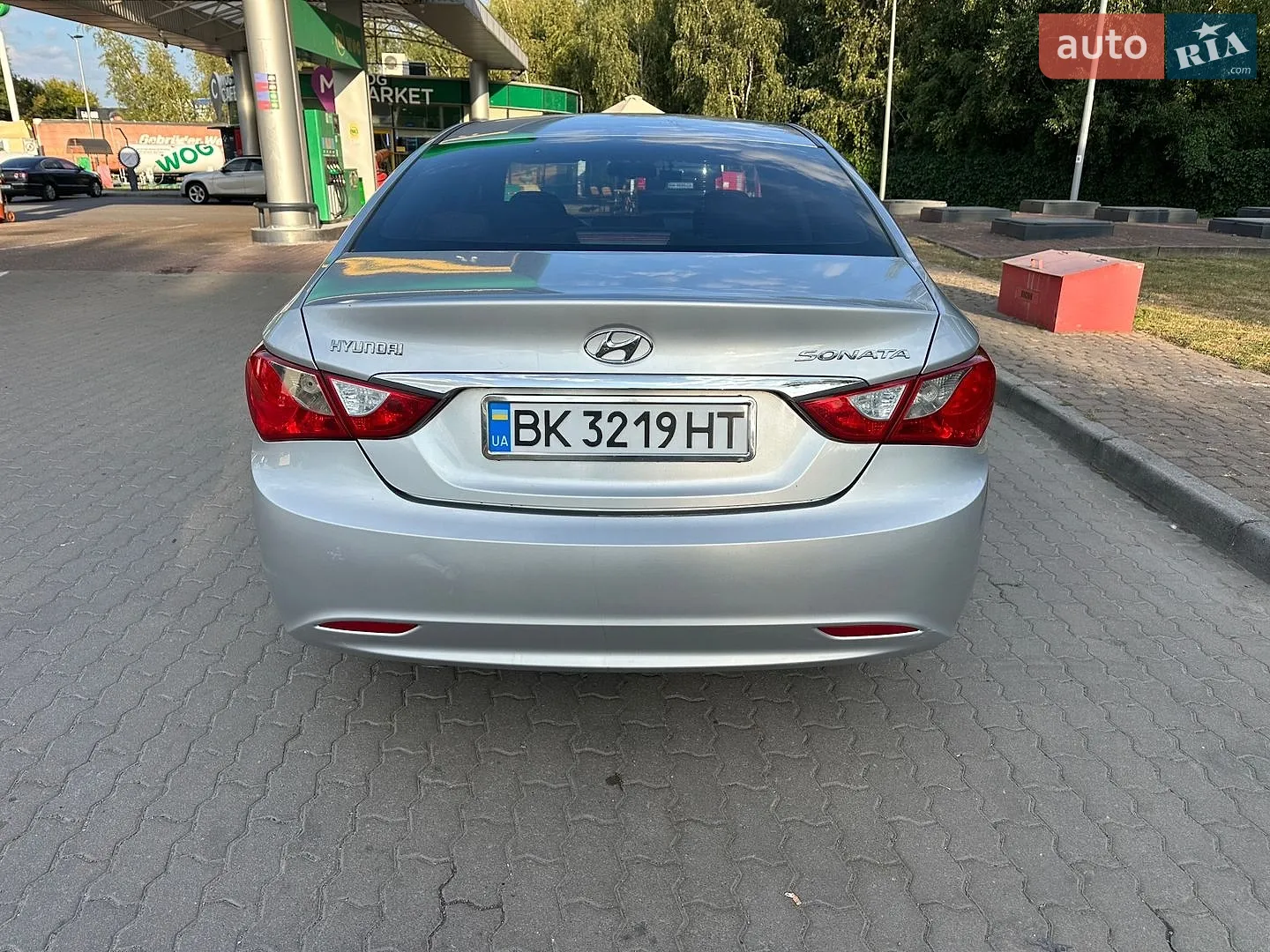 2011 Hyundai Sonata - мініатюра 2