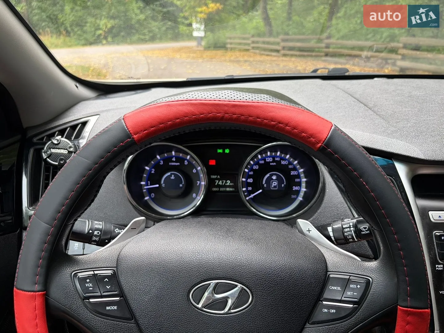 2010 Hyundai Sonata - мініатюра 19