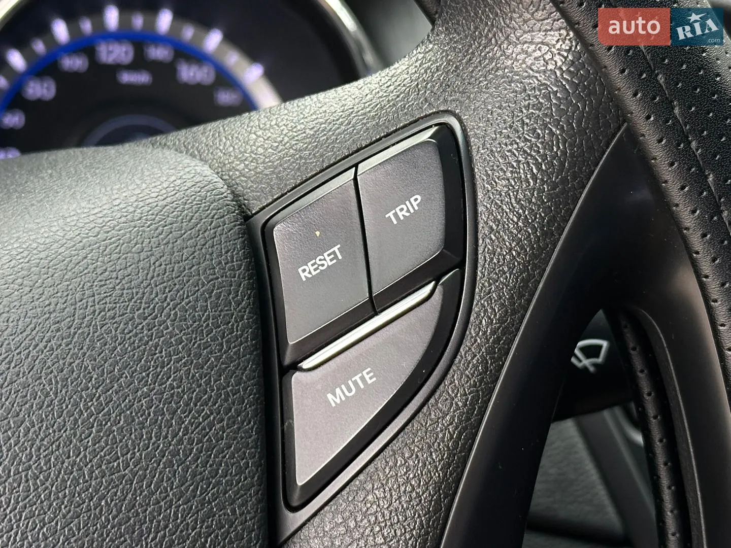 2011 Hyundai Sonata - мініатюра 30