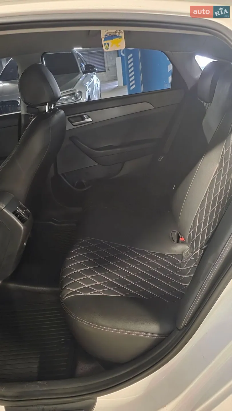 2016 Hyundai Sonata - мініатюра 11