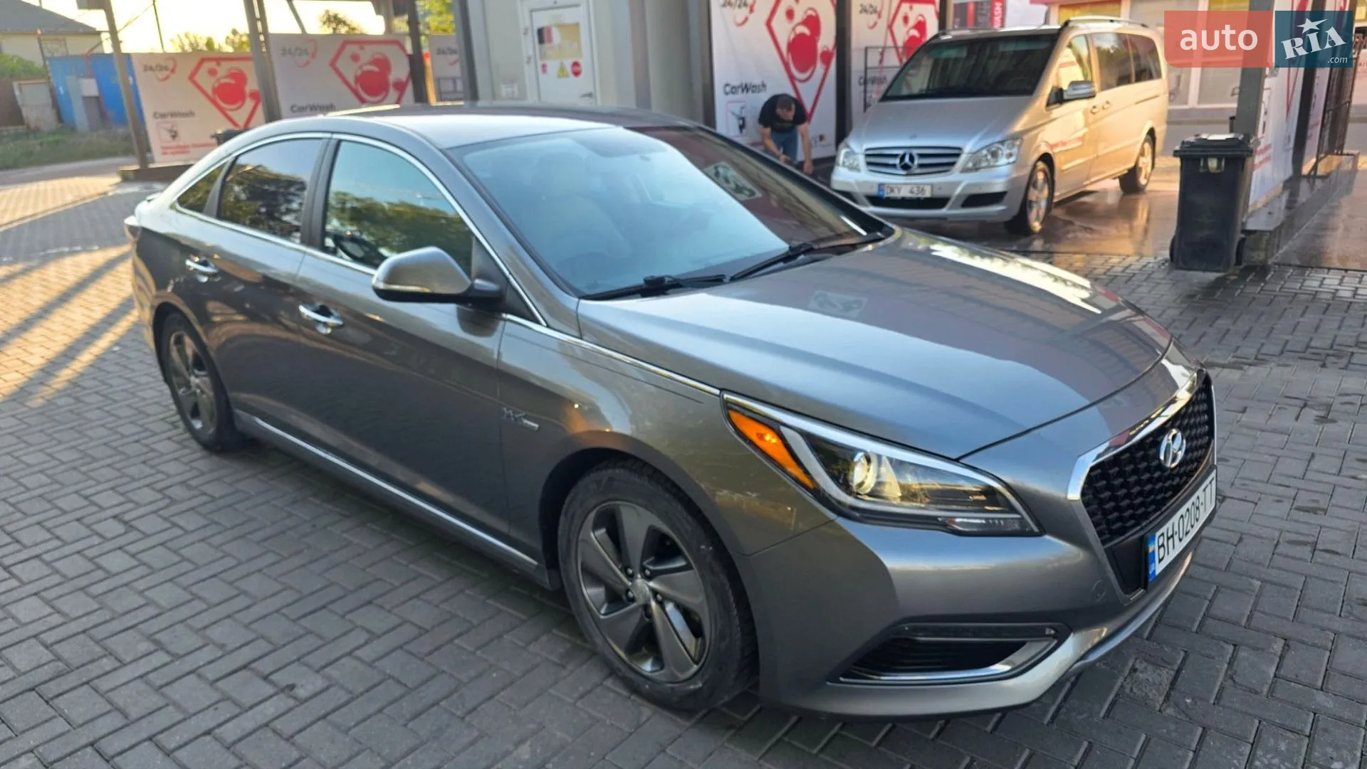 2016 Hyundai Sonata - мініатюра 23