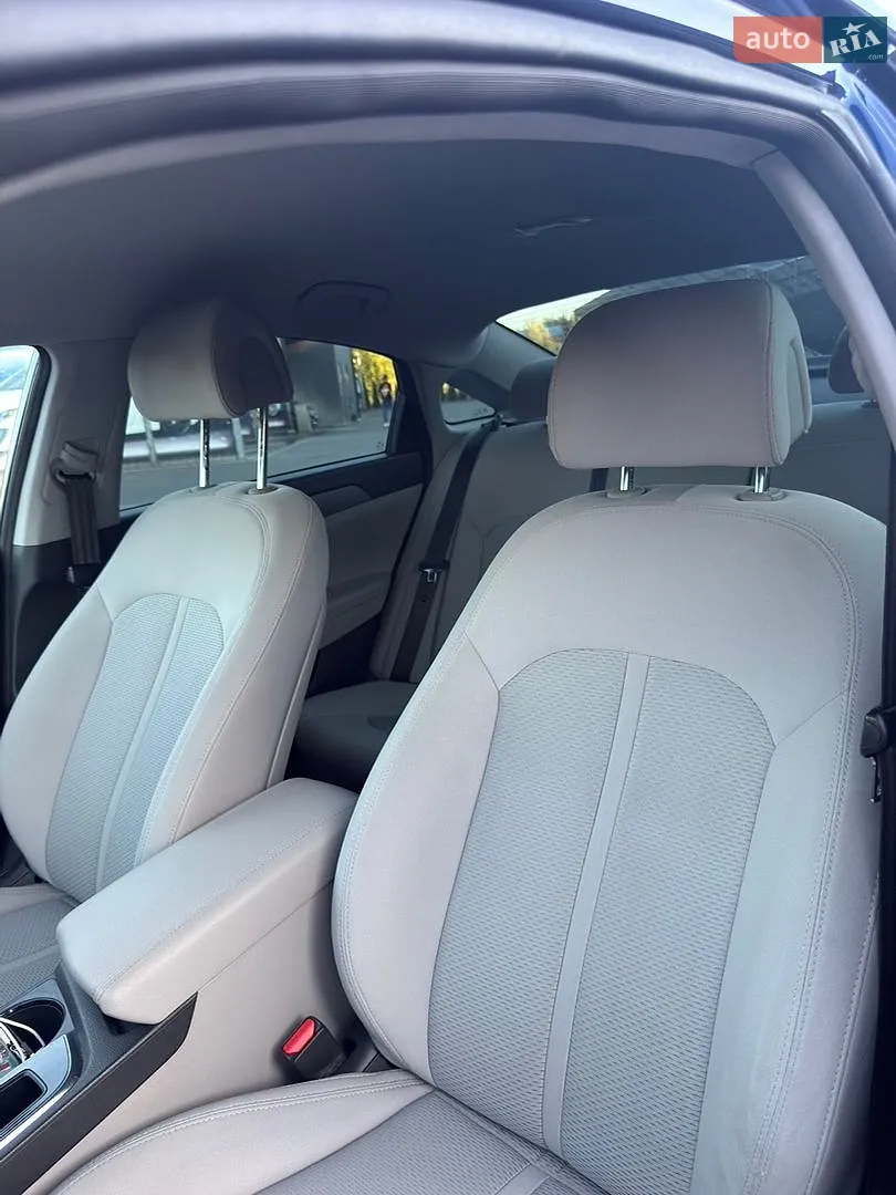 2015 Hyundai Sonata - мініатюра 17