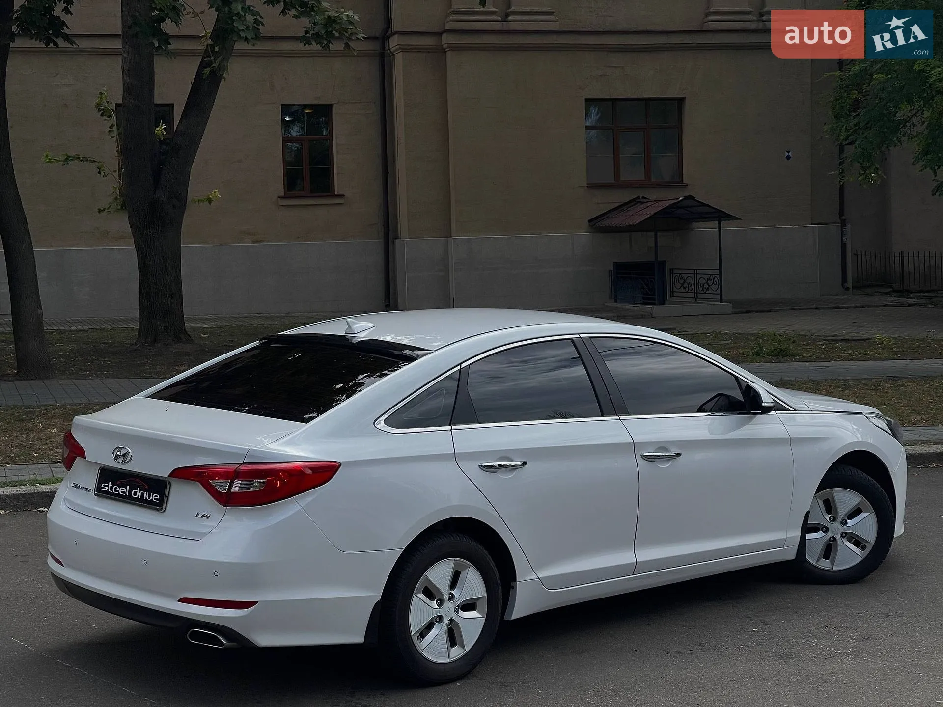 2015 Hyundai Sonata - мініатюра 15