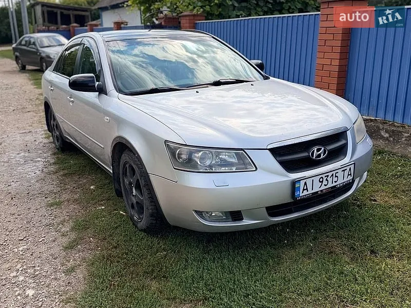 Hyundai Sonata