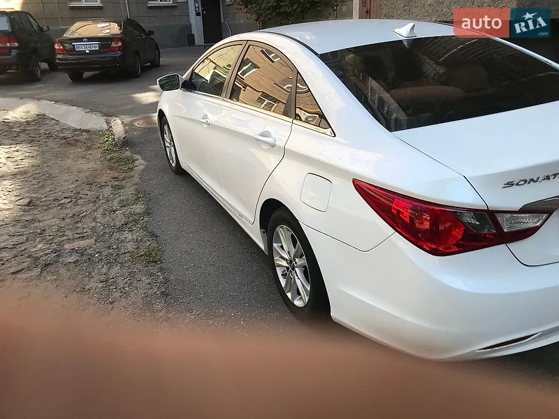 Hyundai Sonata