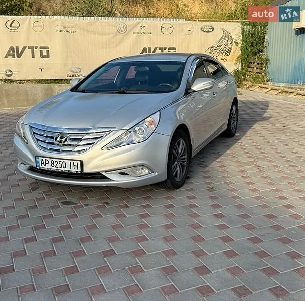 Hyundai Sonata 2013