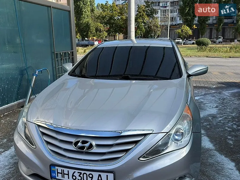 Hyundai Sonata