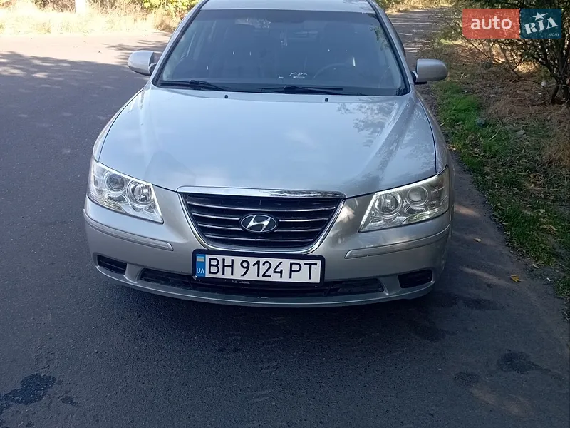 Hyundai Sonata 2011