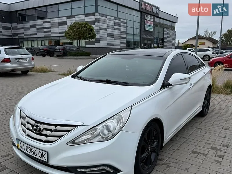 Hyundai Sonata