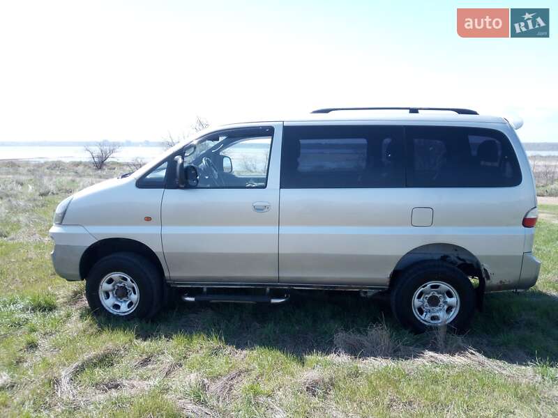 Мінівен Hyundai Starex 2006 в Одесі