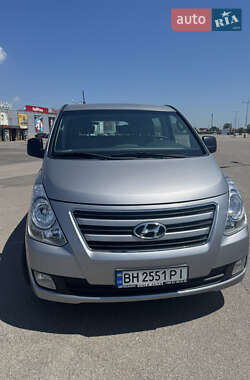 Минивэн Hyundai Starex 2017 в 